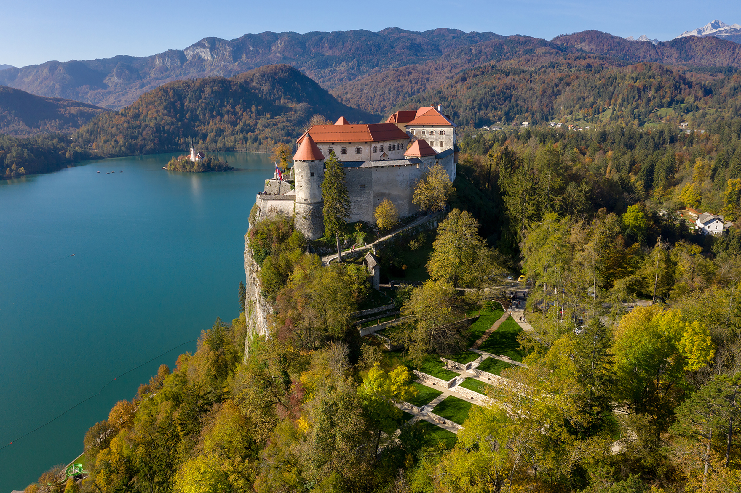 bruto bled grad jezero lake castle grajski park