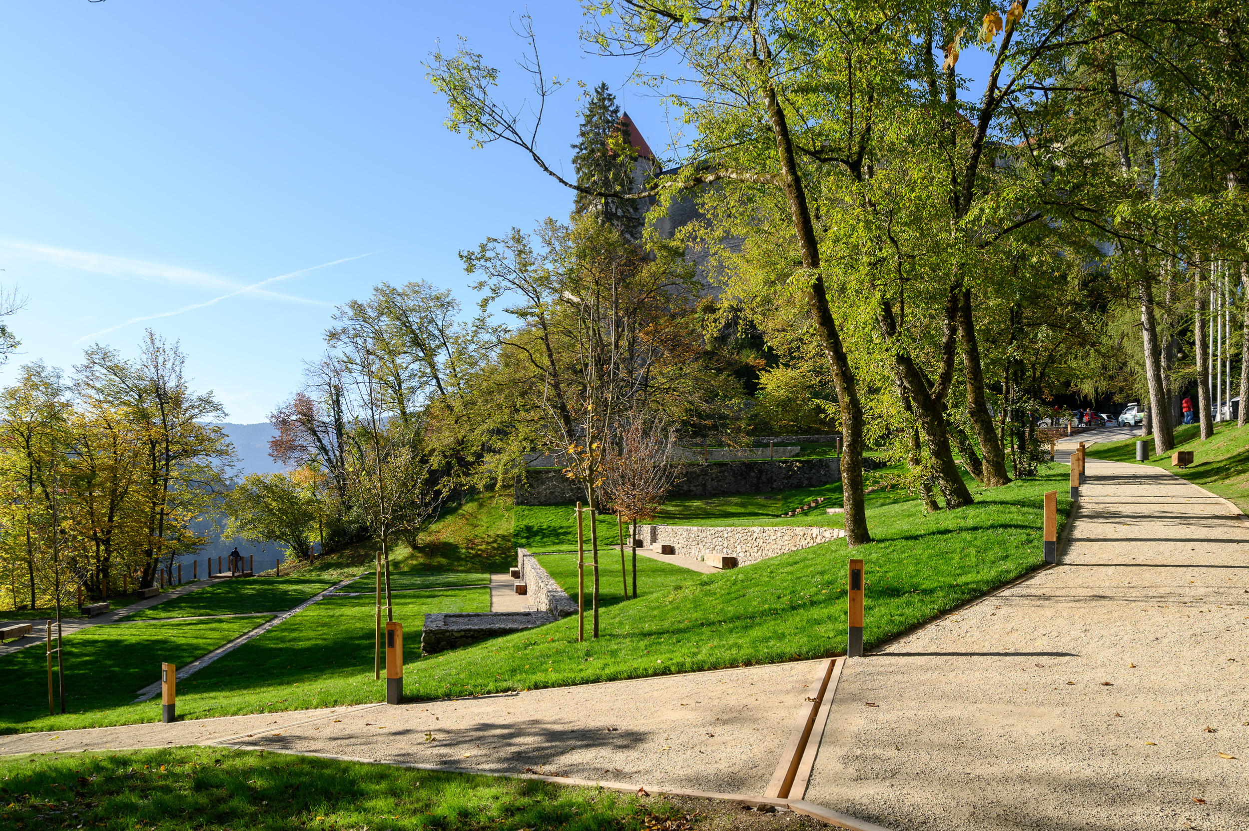 bruto bled grad castle blejsko jezero bled lake castle park grajski park